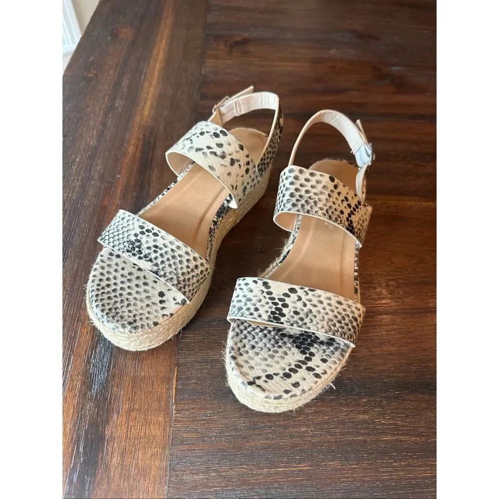 Bamboo platform sandal